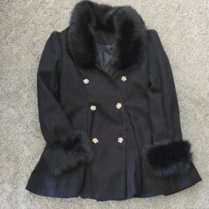 Elegant Black Fur-Trimmed Women's Coat